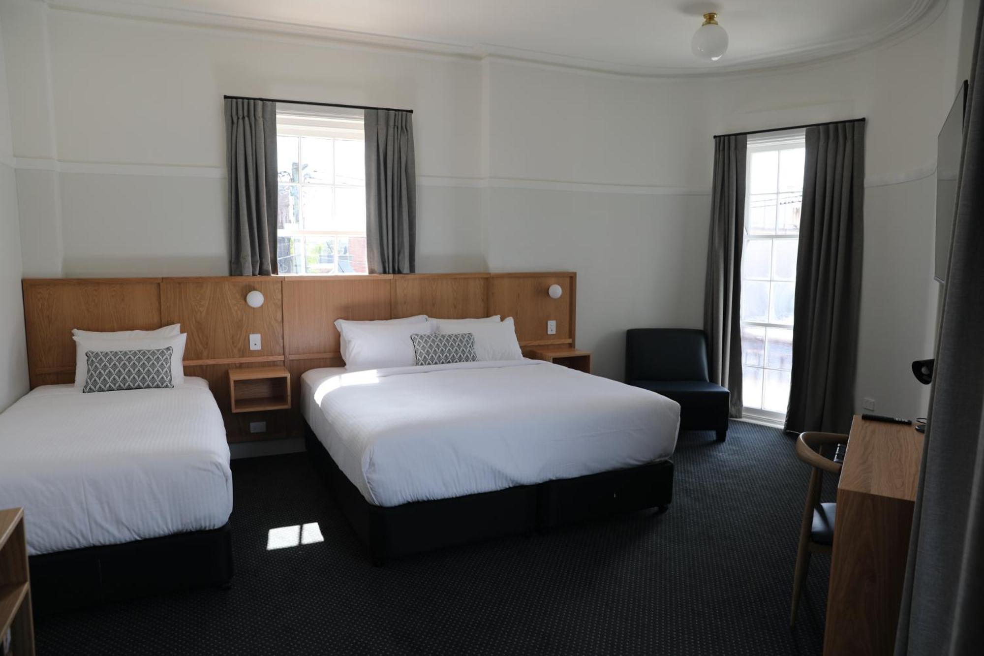 Mortdale Hotel Sydney Ngoại thất bức ảnh